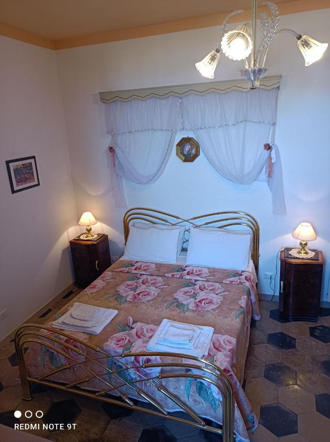 Angelina Antica Dimora Bed & Breakfast Terracina Ngoại thất bức ảnh